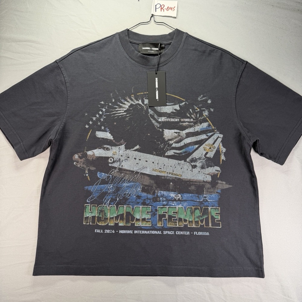 Homme Femme Black Graphic Short Sleeve Shirt Size XS International Space Center